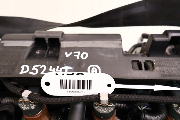 Motor Volvo V70 D5244T