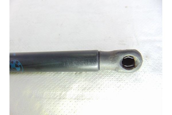  AMORTIGUADORES MALETERO / PORTON BMW SERIE 1 BERLINA (E81/E87) 118d 2010 202323 BMW - 1