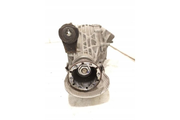 Rear differential Maserati QUATTROPORTE VI 2014 670009608 Car type undefined