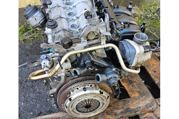 PETROL ENGINE 1 2 AZQ VW POLO IV 9N Part manufacturer Volkswagen OE