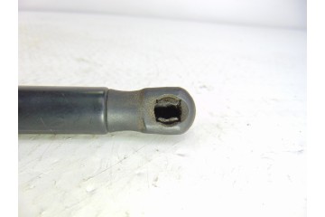  AMORTIGUADORES MALETERO / PORTON BMW SERIE 1 BERLINA (E81/E87) 118d 2007 202432 BMW - 2