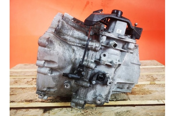 Volvo V40 II D4 Manual Gearbox 2016r 1285378 Part manufacturer Volvo OE