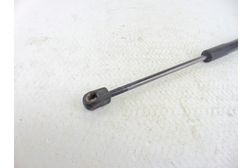 81770-A2000 AMORTIGUADORES MALETERO / PORTON KIA CEED (JD) Concept 2012 81770-A2000 203834 KIA - 2