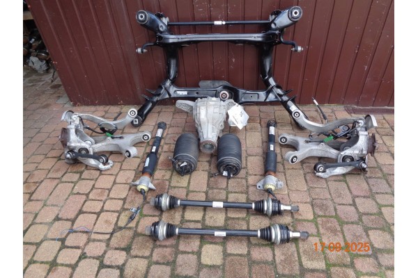 Porsche Macan 95B DYFER Rear Differential 95B525015M Part manufacturer Porsche OE