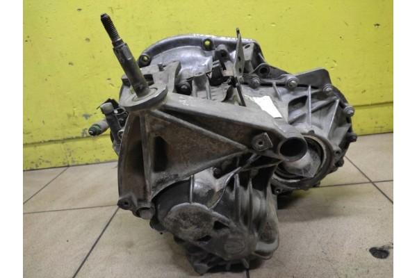 RENAULT LAGOON II 1 9 DCI GEARBOX 8200183331 Transmission type manual
