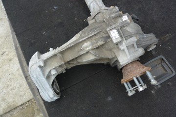 BRIDGE DIFFERENTIAL FRONT 3 0 TFSI AUDI Q7 4L LIFT Catalog number of the part MOST DYFER DYFERENCJAL PRZOD 3 0 TFSI AUDI Q7 4L L
