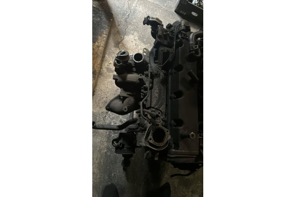 KIA CARNIVAL ENGINE COMPLETE 2 9 CRDI Packaging status no packaging