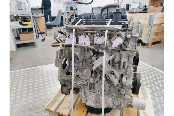 Renault Koleos I 2014 Engine Engine type gasoline powered