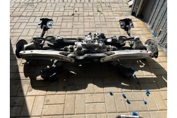 Mercedes CLA 118 GLA 1773508101 AMG differential suspension NEW Installation side rear