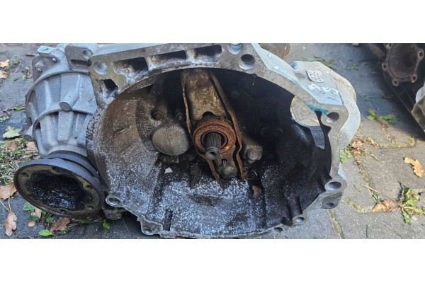 Volkswagen Golf VI 2012 Manual 6 speed gearbox Lub160312 Part manufacturer Volkswagen OE