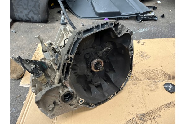 GEARBOX JH3 160 1 5 DCI DACIA SANDERO AND 2008 2012 COMPLETE Part manufacturer Dacia OE