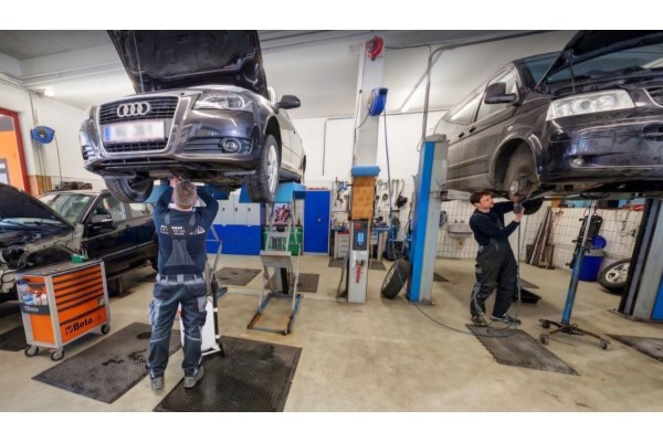 ENGINE BMW M550 750 X5 X7 4 4 BITURBO N63B44D COMPLETE WARRANTY Engine type gasoline powered