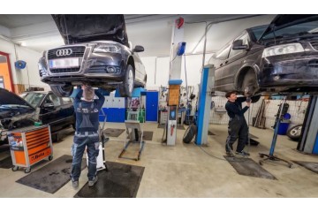 ENGINE BMW M550 750 X5 X7 4 4 BITURBO N63B44D COMPLETE WARRANTY Engine type gasoline powered