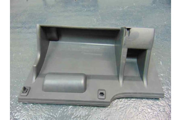 1T1857919  GUANTERA VOLKSWAGEN TOURAN (1T2) Sport 2010 1T1857919 178907 VOLKSWAGEN - 1