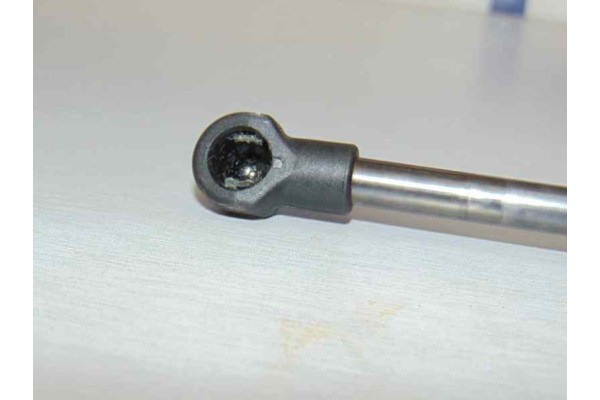 AMORTIGUADORES MALETERO / PORTON NISSAN JUKE (F15E)