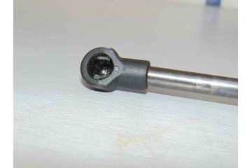 AMORTIGUADORES MALETERO / PORTON NISSAN JUKE (F15E)