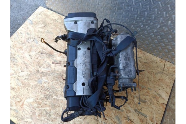 Motor de gasolina HYUNDAI COUPE II GK 2.0 16V G4GC sin fases variables