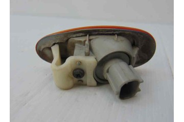  PILOTO LATERAL IZQUIERDO MITSUBISHI MONTERO (V60/V70) 3.2 DI-D Avance (5-ptas.) 2000 187487 MITSUBISHI - 2