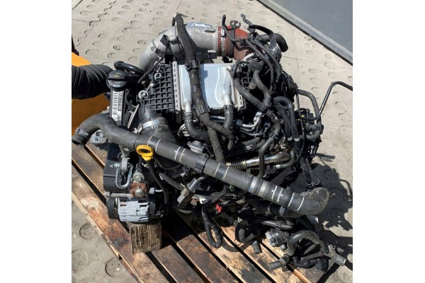 Crafter MAN 2 0 tdi engine PERFECT ORIGINAL DAV DAVA not messed with perfect Catalog number of the part Crafter dau dav dava