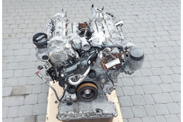 Engine Mercedes GL 3 50 CDI Catalog number of the part 642820 Parts