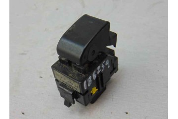 MANDO ELEVALUNAS DELANTERO DERECHO TOYOTA COROLLA VERSO (R1)