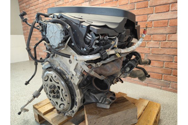 Motor N20 N20B20A BMW F22 F30 F32 F36 F25 328i 428i 2.0i 2.8i Completo