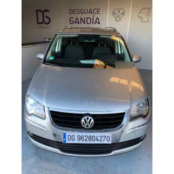 VOLKSWAGEN TOURAN (1T2) Advance