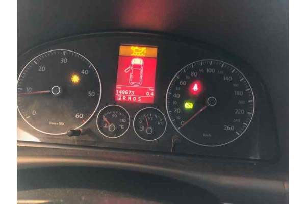 VOLKSWAGEN TOURAN (1T2) Advance