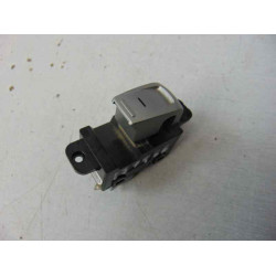 85850-35000 MANDO ELEVALUNAS TRASERO IZQUIERDO SSANGYONG TIVOLI