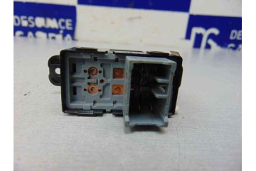 85850-35000 MANDO ELEVALUNAS TRASERO IZQUIERDO SSANGYONG TIVOLI Limited 4x2 2017 85850-35000 177966 SSANGYONG - 4