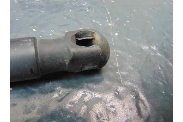 13332570  AMORTIGUADORES MALETERO / PORTON OPEL INSIGNIA BERLINA Cosmo 2011 13332570 178763 OPEL - 2