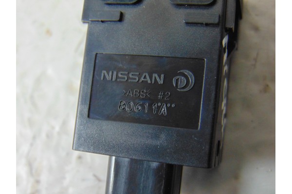 80611A INTERRUPTOR NISSAN MICRA (K14) Acenta 2019 80611A 178881 NISSAN - 2