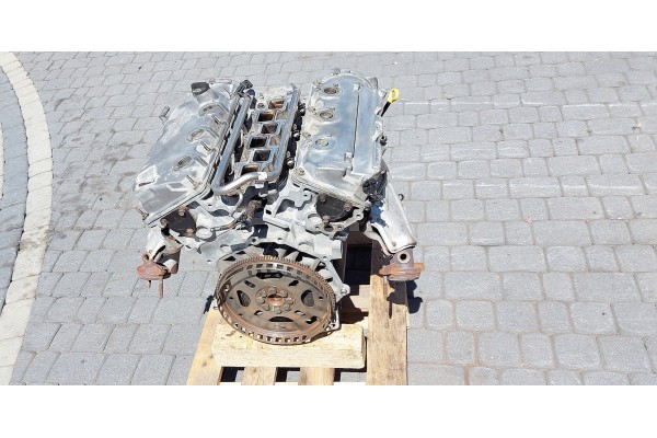Engine Chrysler 300C 3 5 V6 249HP Car type passenger cars