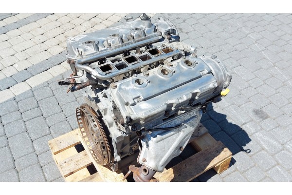 Engine Chrysler 300C 3 5 V6 249HP Engine type gasoline powered