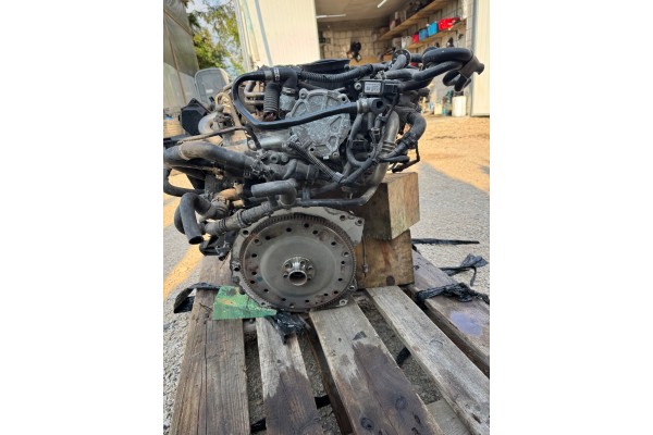 ENGINE COMPLETE AUDI A4 B8 A5 8T A6 C7 ENGINE 2 0TDI CGL CGLC WAWA Part manufacturer Audi OE