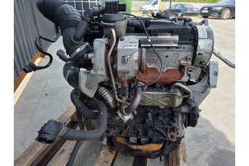 Motor Completo Audi VW Seat Skoda 2.0 TDI CFF CFFB 137882 km Original