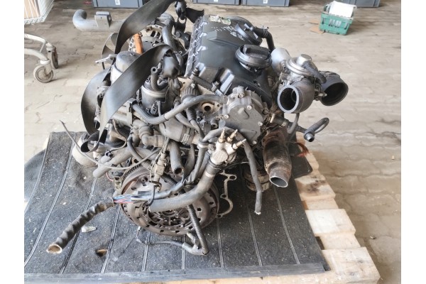 AUDI A4 B6 A6 C5 2 5 TDI BFC COMPLETE ENGINE Part manufacturer Renault OE
