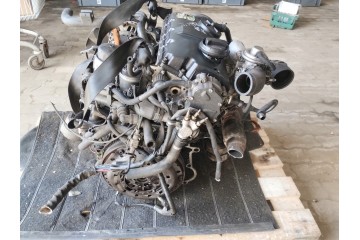 AUDI A4 B6 A6 C5 2 5 TDI BFC COMPLETE ENGINE Part manufacturer Renault OE