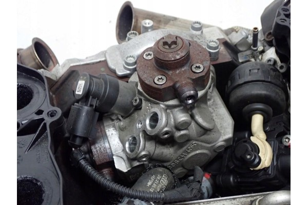 Bomba de motor CSW CSWB para Audi A5 II F5 y A4 B9 8W 3.0 TDI V6 218CV