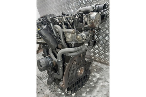VOLVO V40 1 9D 85KW F9K 2003r ENGINE Car type passenger cars
