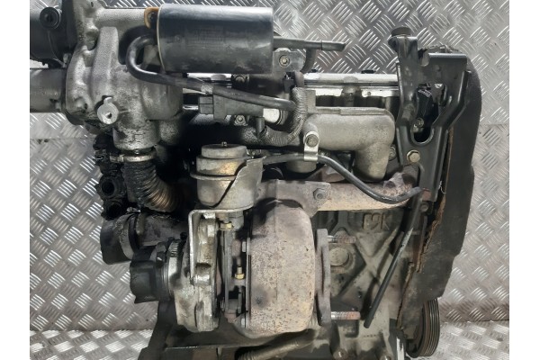 Motor VOLVO V40 1.9D 85KW F9K 2003