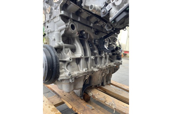 ENGINE BARE POST BMW X5 G05 LCI 5 G60 G61 7 G70 XM G09 B58B30S Catalog number of the part SILNIK GOLY SLUPEK BMW X5 G05 LCI 5 G6