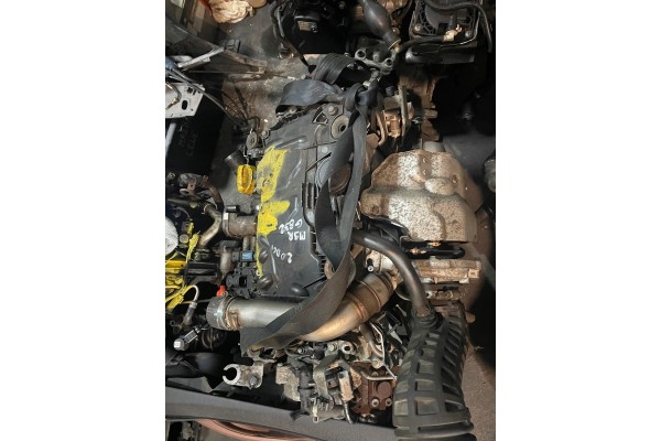 RENAULT NISSAN 2 0 DCI ENGINE M9RG832 M9R G832 Car type 4x4 SUV passenger cars