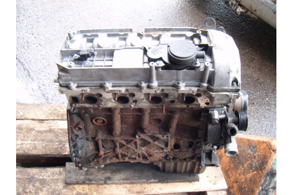 MERCEDES VITO W639 03 2 2 CDI OM646 ENGINE BLOCK POST Catalog number of the part MERCEDES VITO W639 03 2 2 CDI OM646 SILNIK BLOK