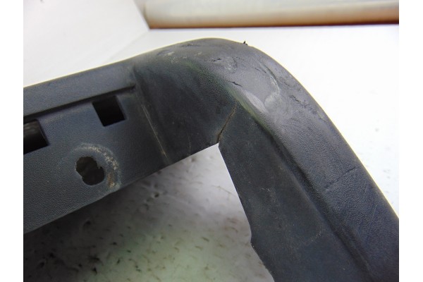 130413701 PUNTERA PARAGOLPES TRASERA IZQUIERDA CITROEN JUMPER COMBI 29 C  2.0 HDi/-HDi  85 Confort 2006 130413701 200931 CITROEN