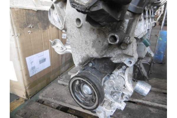 Motor de gasolina VW Passat B8 1.4 TSI CZE 04E103023DA