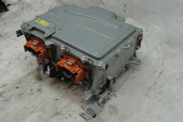 BATTERY CHARGING CONVERTER RENAULT CLIO V CAPTUR II HYBRID 1 6 E TECH Part manufacturer Renault OE