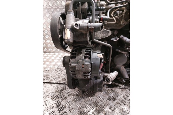 Motor con sistema de combustible Renault Laguna II 1.9DCI F9Q 88KW
