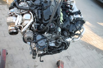 ENGINE COMPLETE MERCEDES GLC GLE GLS C CLASS E 654820 BITURBO 8TYS KM Version European