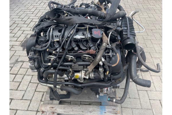 Jaguar XF XJ Range Rover 2 7 TDV6 engine COMPLETE Part manufacturer no brand